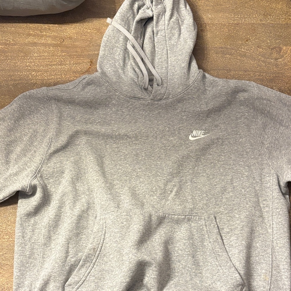 Nike Heather Gray Pullover Hoodie